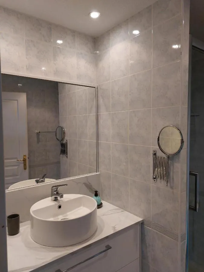 Antibes T2 Vue Mer 48M2 Terrasse Parking Piscine Plage 0*,